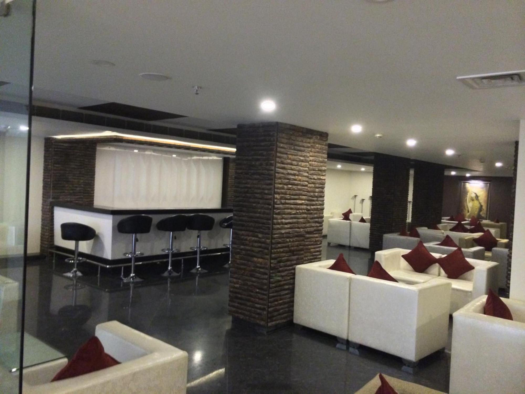 Hotel Golden Tulip Jaipur Extérieur photo