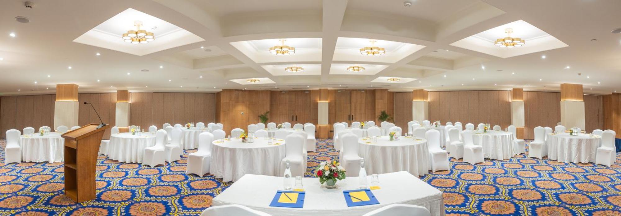 Hotel Golden Tulip Jaipur Extérieur photo